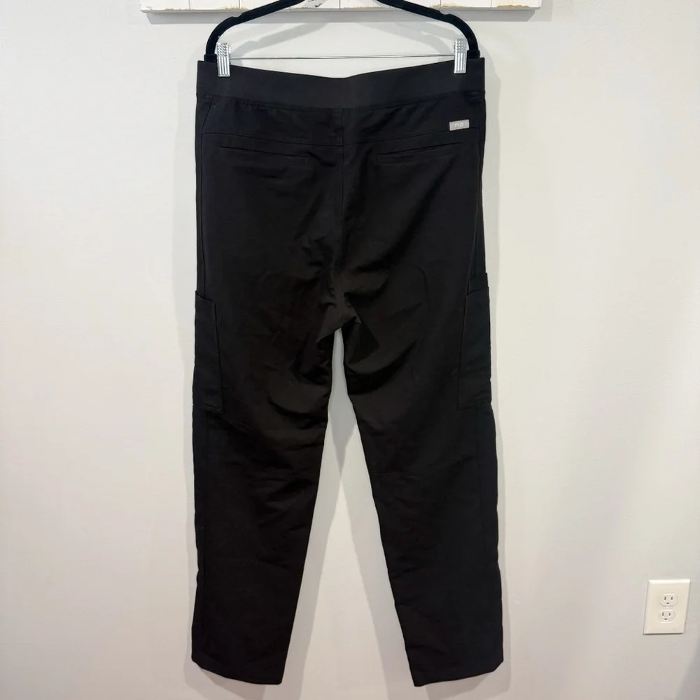 Figs Axim™ Cargo Scrub Pants | Black | Size XL | EUC
